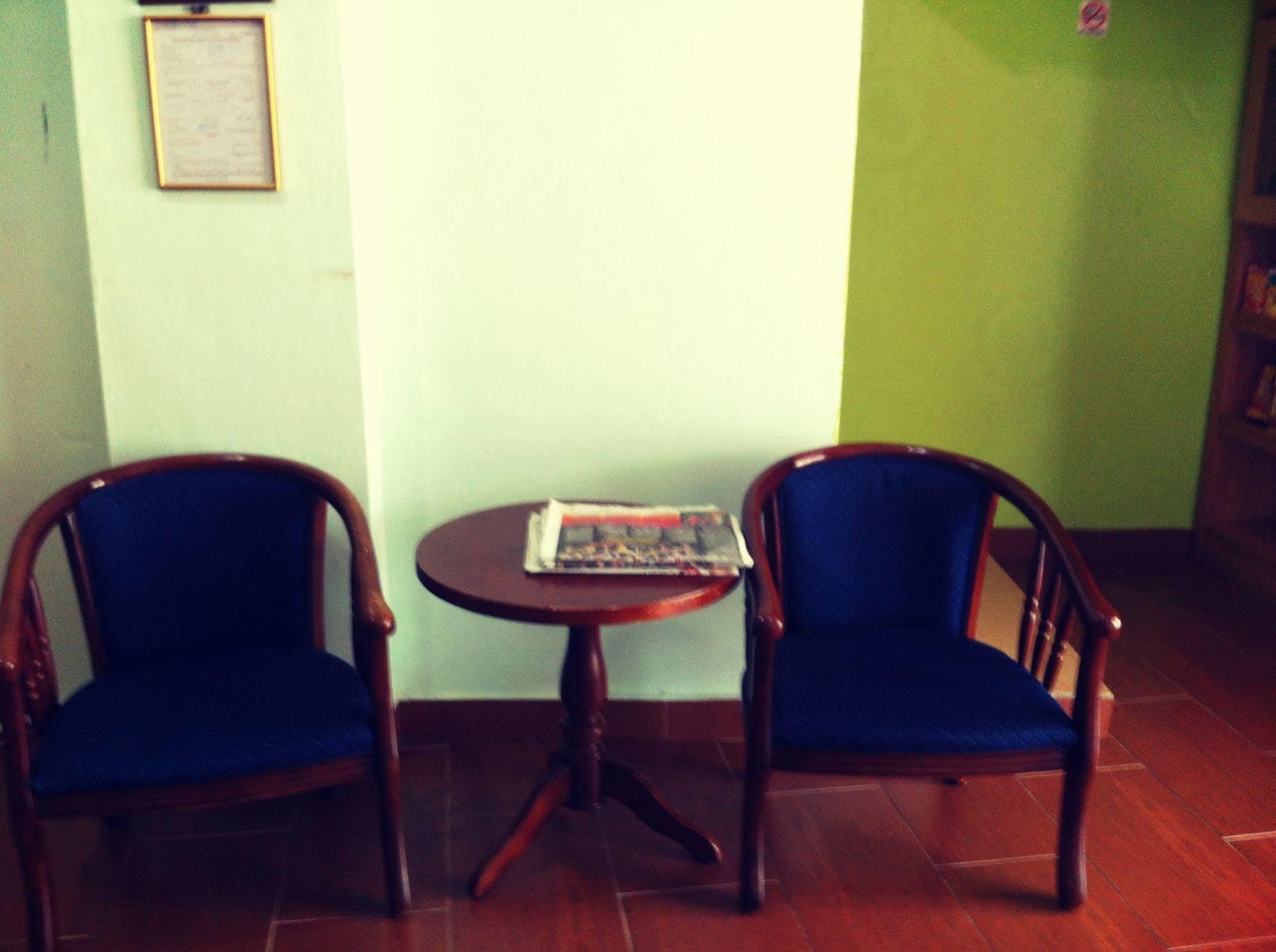 Chicwan Inn Bintulu Extérieur photo